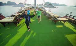 Dragon Legend Cruise - Tai Chi