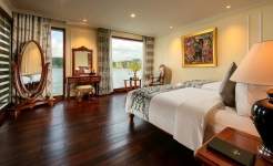 Emperor Cruises Halong Bay