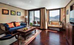 Indochine Cruise - President Suite living room