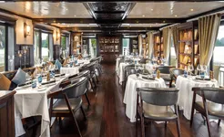 Paradise Luxury  Restaurant