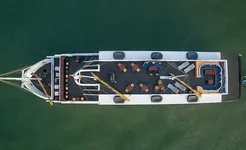 Paradise Luxury sundeck overview