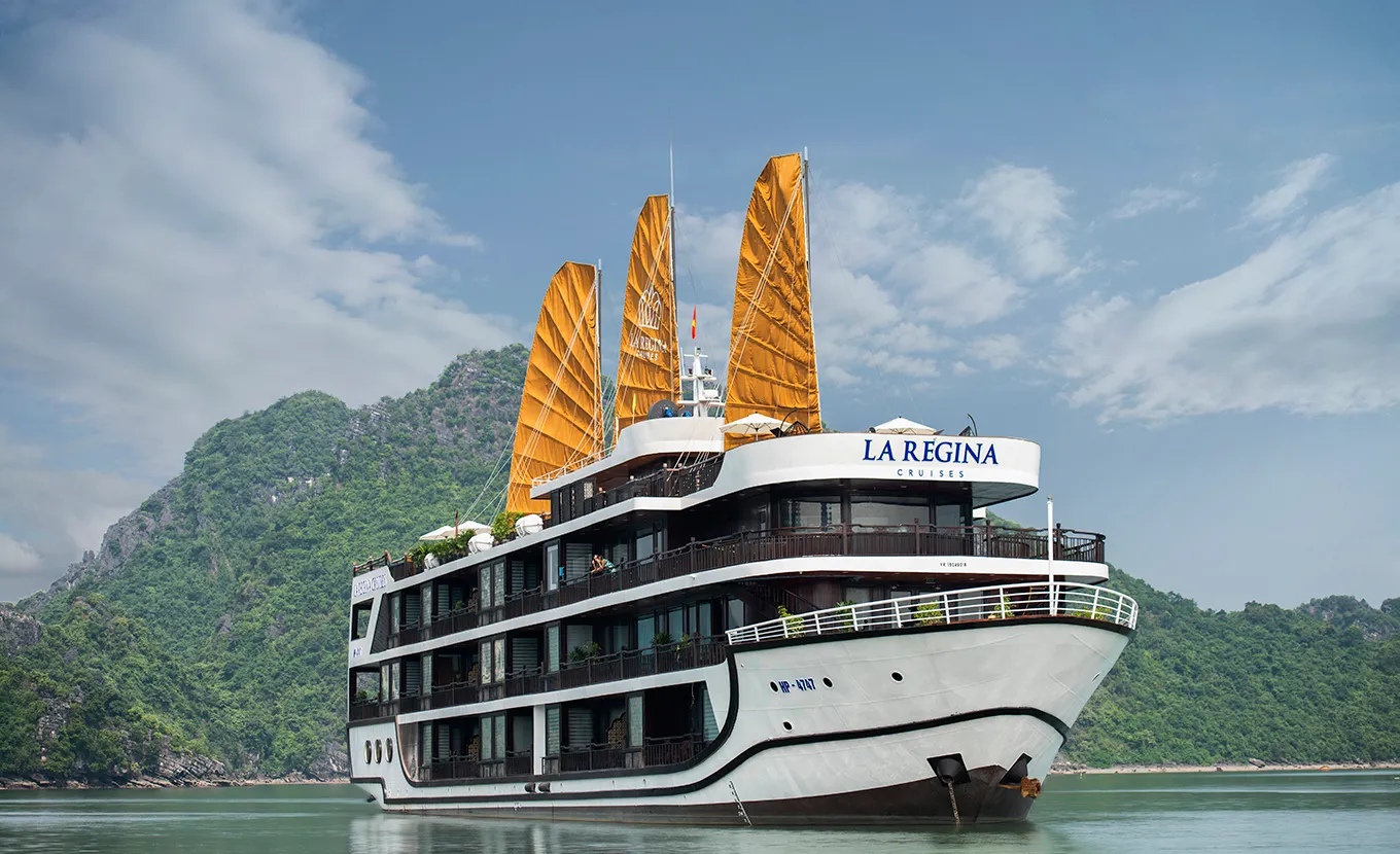 La Regina Legend Cruise - Tuan Chau - Lan Ha Bay 2 Days 1 Night